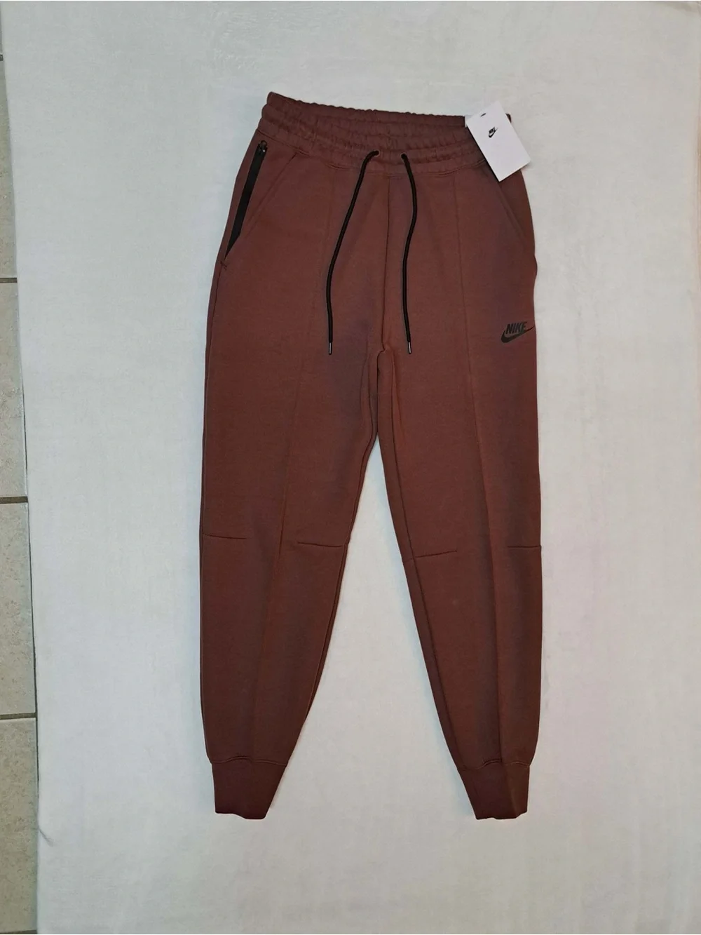 Nike Sportswear Tech Fleece Mid-Rise Jogger Pants : Women's size SMALL